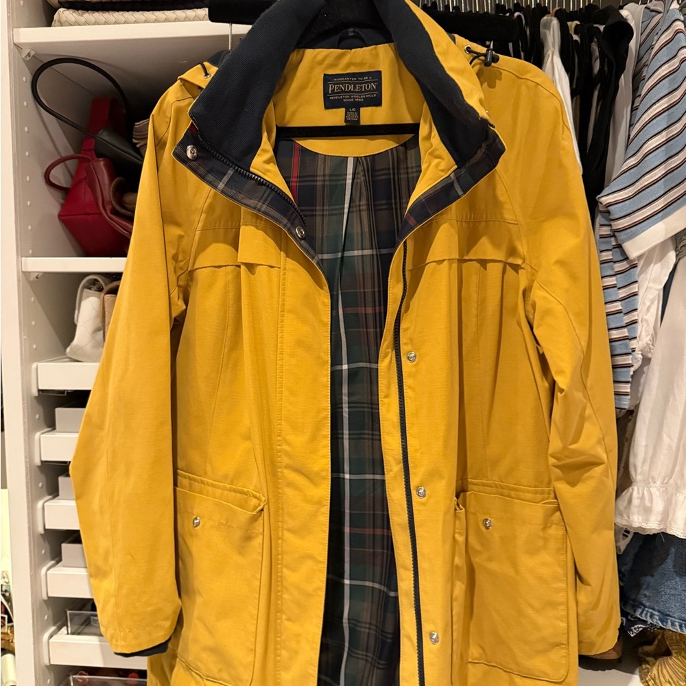 Pendleton Yellow rain Jacket